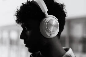 Headset SteelSeries Arctis Nova Pro Wireless X biely

 obrázok produktu 12 z 19