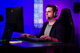 Headset Razer BlackShark V2 Pro čierny

 obrázok produktu 10 z 11