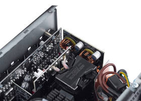 Zdroj ADATA Core Reactor II VE 750W 

 obrázok produktu 8 z 10