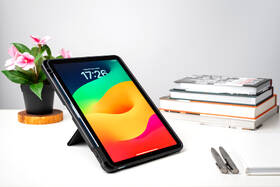 Puzdro na tablet ER CASE Flip Folio na Apple iPad Air 11" (M2, M3) čierne

 obrázok produktu 2 z 3
