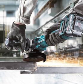 Uhlová brúska akumulátorová Makita GA005GZ01 125mm Li-ion XGT 40V,Makpac (bez batérie) 

 obrázok produktu 2 z 3