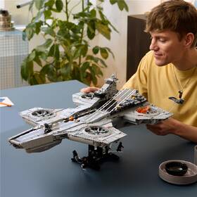 Stavebnica LEGO® Marvel 76354 Helicarrier S.H.I.E.L.D. 

 obrázok produktu 6 z 9