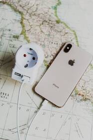 Cestovný adaptér SKROSS UK USB na použitie vo Veľkej Británii, vr. 2x USB 2400mA 

 obrázok produktu 6 z 7
