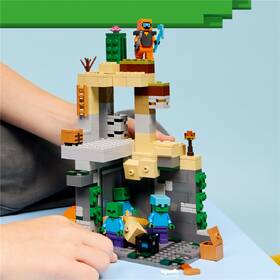 Stavebnica LEGO® Minecraft®  21587 Zombie kobka 

 obrázok produktu 4 z 9