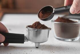 Pákový kávovar RUSSELL HOBBS Heaton 28700-56 čierny/nerez

 obrázok produktu 21 z 32
