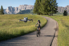 Dron DJI Mini 5 Pro (DJI RC-N3) sivý

 obrázok produktu 13 z 15