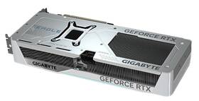 Grafická karta GIGABYTE GeForce RTX 5070 EAGLE OC ICE SFF 12G 

 obrázok produktu 5 z 9