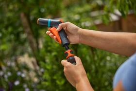Postrekovač Gardena Classic 18360-20 

 obrázok produktu 2 z 3