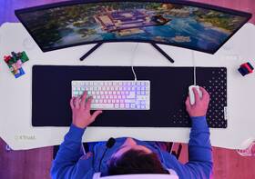 Herný stôl Trust GXT 709W Luminus RGB biely

 obrázok produktu 12 z 18