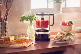 Kuchynský robot KitchenAid 5KFC0516EOB čierny

 obrázok produktu 7 z 8
