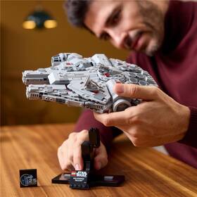 Stavebnica LEGO® Star Wars™ 75375 Millenium Falcon™ 

 obrázok produktu 3 z 8