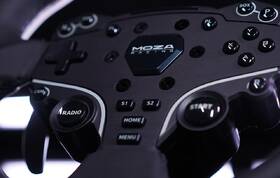 Sada Moza Racing R5 + volant ES + SRP-Lite + svorky R5 (PC) čierna

 obrázok produktu 9 z 12