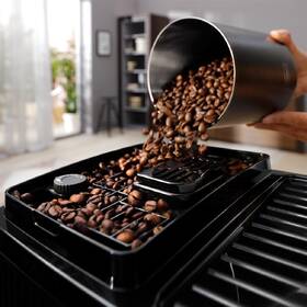 Automatický kávovar De'Longhi ECAM 220.60B čierny

 obrázok produktu 2 z 18