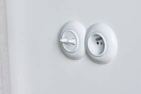 Vypínač Dpm LF0022W biely

 obrázok produktu 6 z 11