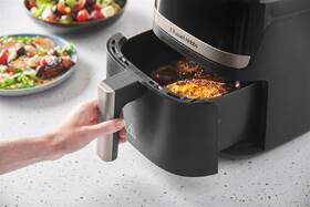 Fritéza teplovzdušná RUSSELL HOBBS 27610-56, 4,3 l čierna

 obrázok produktu 17 z 20