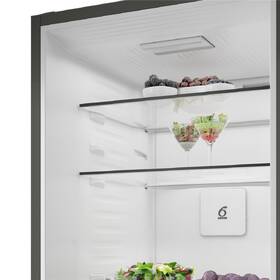 Chladnička s mrazničkou Whirlpool WHK 22414 X7EA1 nerez

 obrázok produktu 4 z 21