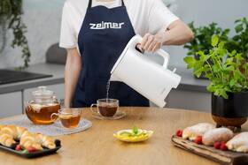 Rýchlovarná kanvica Zelmer ZCK8040 biela

 obrázok produktu 5 z 7