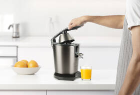 Lis na citrusy Black+Decker BXCJ350E čierny/nerez

 obrázok produktu 6 z 7