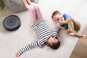 Robotický vysávač iRobot Roomba i3 BF 

 obrázok produktu 2 z 5