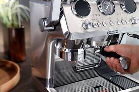 Pákový kávovar De'Longhi EC 9885.M nerez

 obrázok produktu 9 z 12