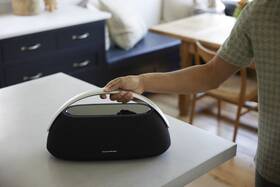 Prenosný reproduktor Harman Kardon Go + play 3 čierny

 obrázok produktu 5 z 7