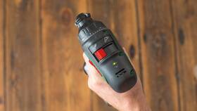 Vŕtací skrutkovač Bosch AdvancedDrill 18 (s batériou) 

 obrázok produktu 4 z 5
