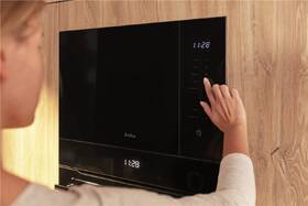 Mikrovlnná rúra Amica AMMB25E5SGVBSTUDIO čierna

 obrázok produktu 6 z 13