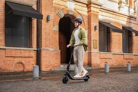Elektrická kolobežka Segway E2 EII 

 obrázok produktu 16 z 20