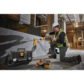 Priemyselný vysávač Dewalt DCV586MT2 

 obrázok produktu 9 z 10