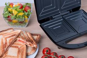Sendvičovač Concept SV3052 čierny

 obrázok produktu 4 z 6