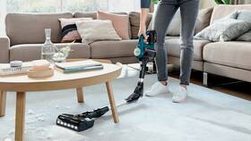 Tyčový vysávač Bosch BSS71125AH modrý

 obrázok produktu 2 z 17