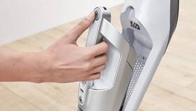 Tyčový vysávač Bosch BCH3K2301 strieborný

 obrázok produktu 9 z 15