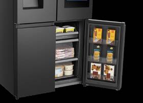 Americká chladnička Hisense RQ760N4IFE čierna

 obrázok produktu 8 z 12