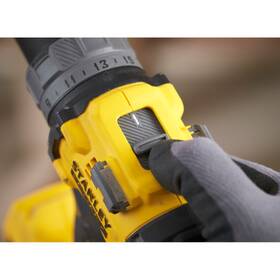Aku vŕtačka Stanley SFMCD725D2K-QW (s baterií) 

 obrázok produktu 8 z 8
