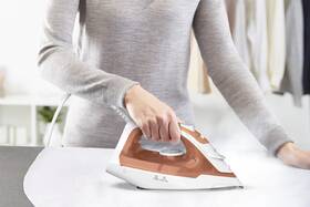 Žehlička Tefal FV2C40E0 Virtuo 30 béžová

 obrázok produktu 5 z 11