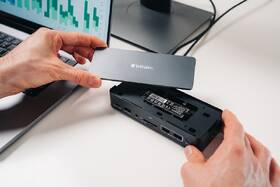Dokovacia stanica Verbatim CDS-15S USB-C Pro sivá

 obrázok produktu 3 z 3