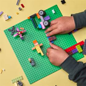 Stavebnica LEGO® Classic 11023 Zelená podložka na stavění 

 obrázok produktu 4 z 7