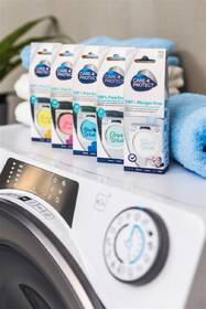 Koncentrovaný parfém do práčky Care+Protect BLUE WASH 400 ml modrý

 obrázok produktu 2 z 2