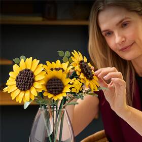 Stavebnica LEGO® Botanicals 11502 Kytice slunečnic 

 obrázok produktu 4 z 9