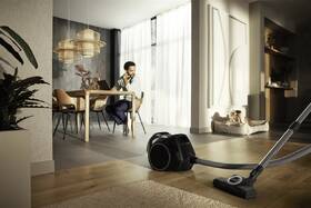 Podlahový vysávač Miele Boost CX1 Cat&Dog čierny

 obrázok produktu 3 z 9