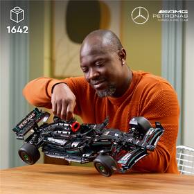 Stavebnica LEGO® Technic 42171 Mercedes-AMG F1 W14 E Performance 

 obrázok produktu 8 z 8