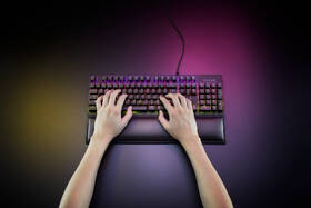 Opierka zápästia Razer Wrist Rest (Leatherette) čierna

 obrázok produktu 4 z 4