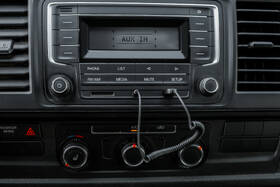 Bluetooth audio prijímač FIXED Signal Alu so zabudovaným mikrofónom sivý

 obrázok produktu 8 z 9
