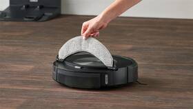 Robotický vysávač iRobot Roomba Combo j7+ čierny

 obrázok produktu 15 z 28