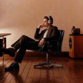 Slúchadlá Bowers & Wilkins B&W PX8 S2 modrá

 obrázok produktu 9 z 10