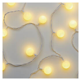 Vianočné osvetlenie EMOS 40 LED cherry reťaz - guličky 2,5 cm, 4 m, vonkajšia aj vnútorná, teplá biela, časovač 

 obrázok produktu 1 z 9
