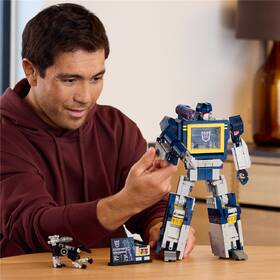 Stavebnica LEGO® Icons 10358 Transformers: Soundwave 

 obrázok produktu 2 z 9