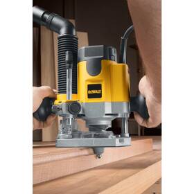 Fréza horná Dewalt DW621 1 100W 

 obrázok produktu 9 z 10