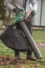 Vysávač lístia Bosch UniversalGardenTidy 2300 

 obrázok produktu 2 z 2