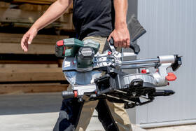 Píla úkosová Metabo KGS 18 LTX BL 254 (s batériou) 614254650 

 obrázok produktu 6 z 7